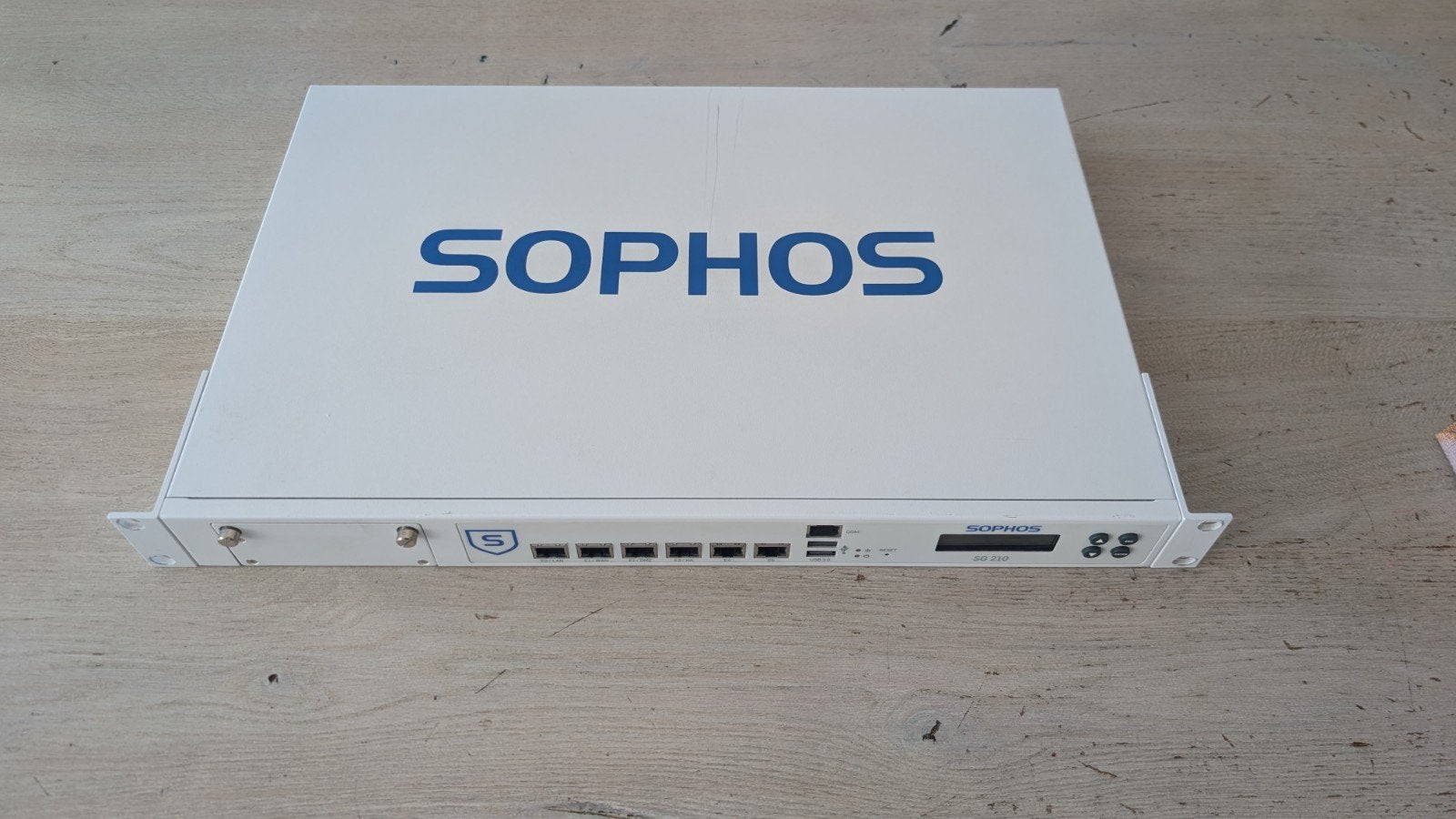 Sophos SG 210 Rev.2 Firewall – OPNsense – 8GB RAM, Computers en Software, Ophalen, Gebruikt, Router met modem, Sophos