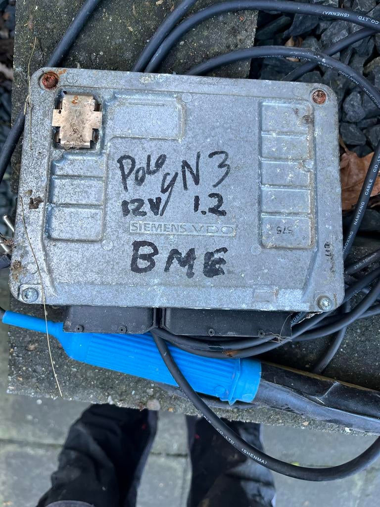 Motorcomputer Volkswagen Polo 1.2 12V (03E 906 033 R), Ophalen of Verzenden, Gebruikt, Volkswagen