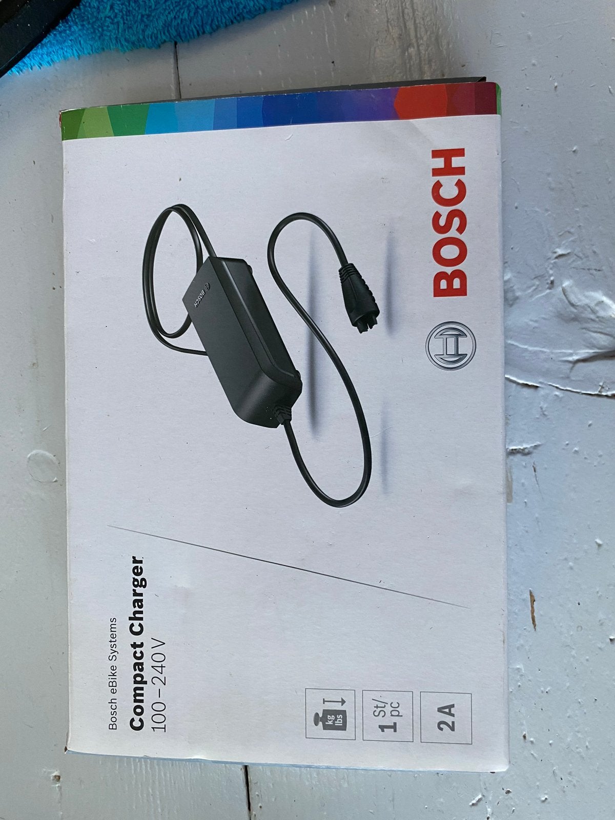 Nieuwe Bosch Compact Charger 100-240V, Nieuw