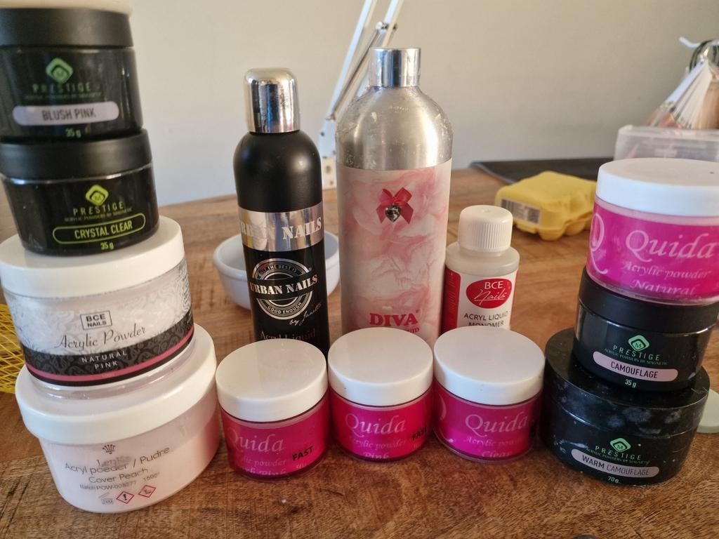 Acryl poeders en liquids voor nagels - Diverse merken, Ophalen of Verzenden, Zo goed als nieuw, Overige kleuren, Handen en Nagels