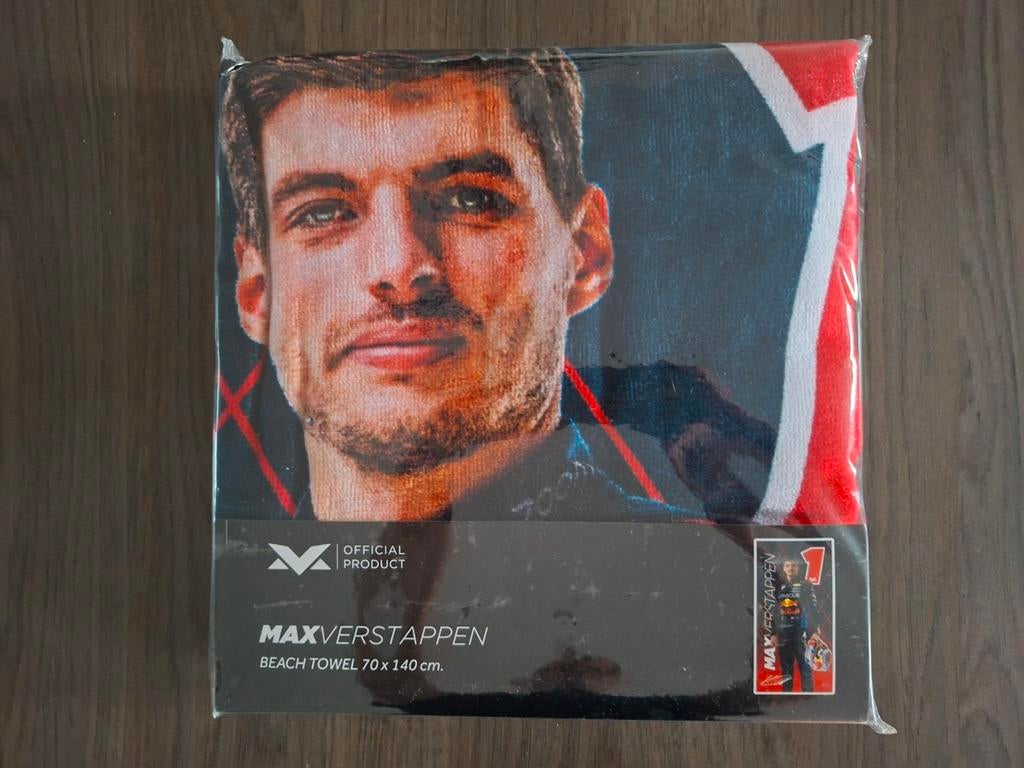 Originele Max Verstappen badhanddoek - Nieuw in verpakking, Ophalen of Verzenden, Nieuw