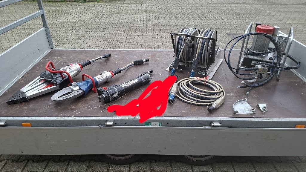 Lukas brandweer redgereedschap. vrachtwagens open te knippen, Ophalen, ., Zo goed als nieuw, .