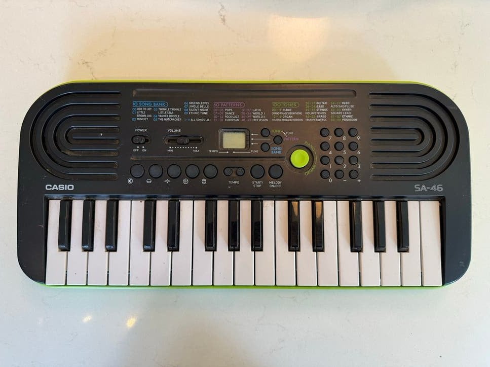 Casio SA-46 Mini Keyboard - Ideaal voor beginners, Ophalen of Verzenden, Gebruikt, Overige aantallen, Casio