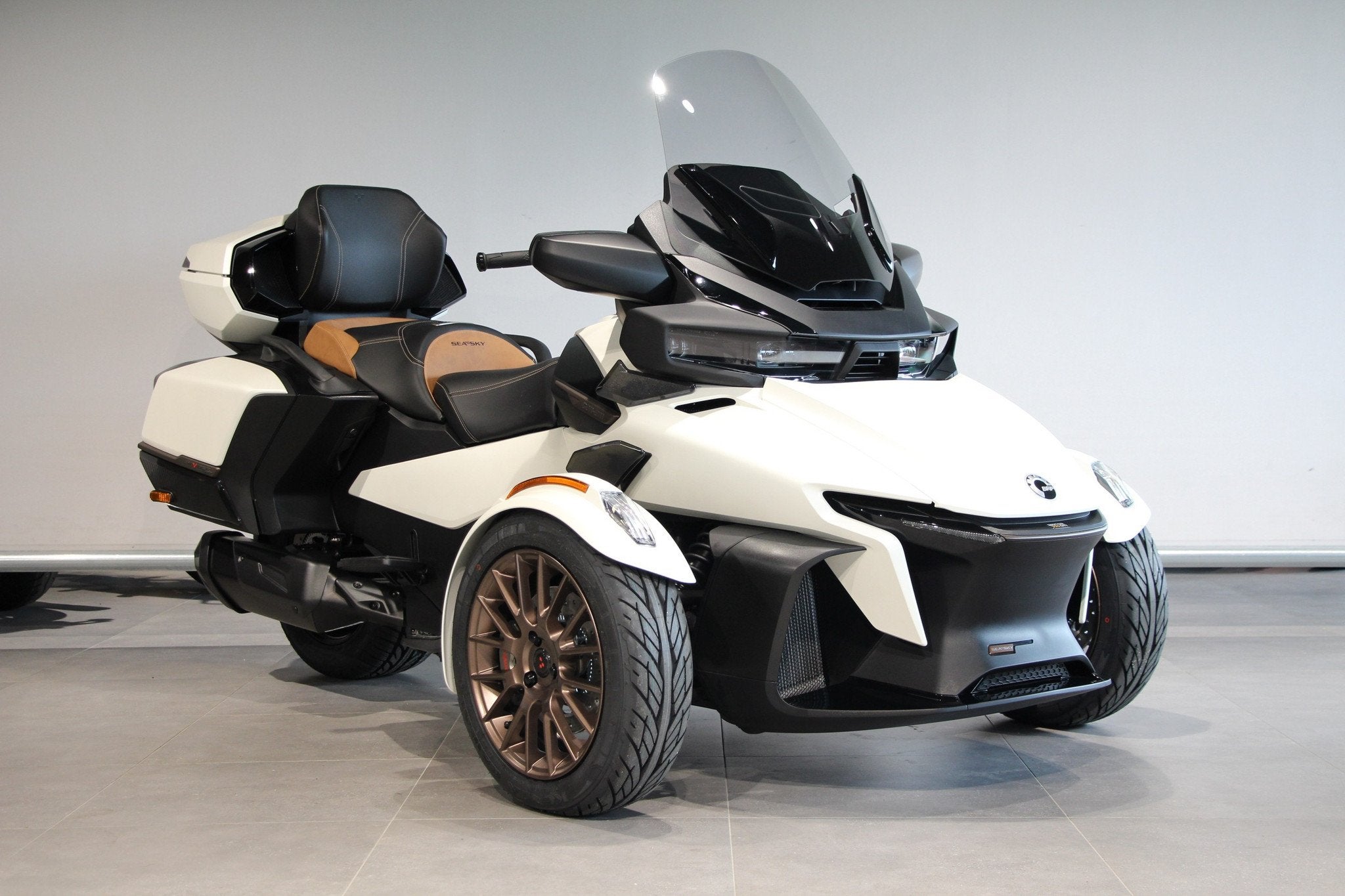 CAN-AM SPYDER RT LIMITED SEA TO SKY (bj 2025), BRP Benelux, Infobrpbenelux@brp.com, Meer dan 35 kW, Oktrooiplein 1/ bus 402
9000  Gent, BE