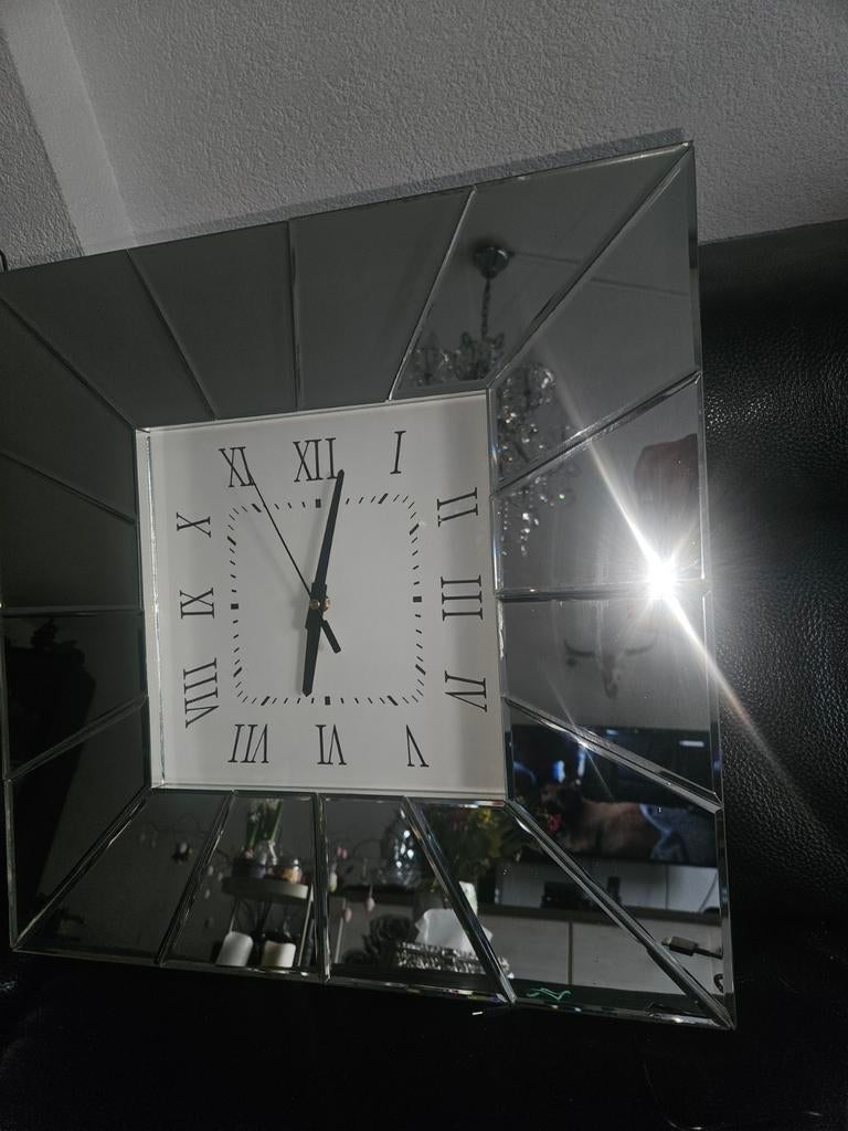 Spiegel klok 50 cm, Ophalen of Verzenden, Wandklok