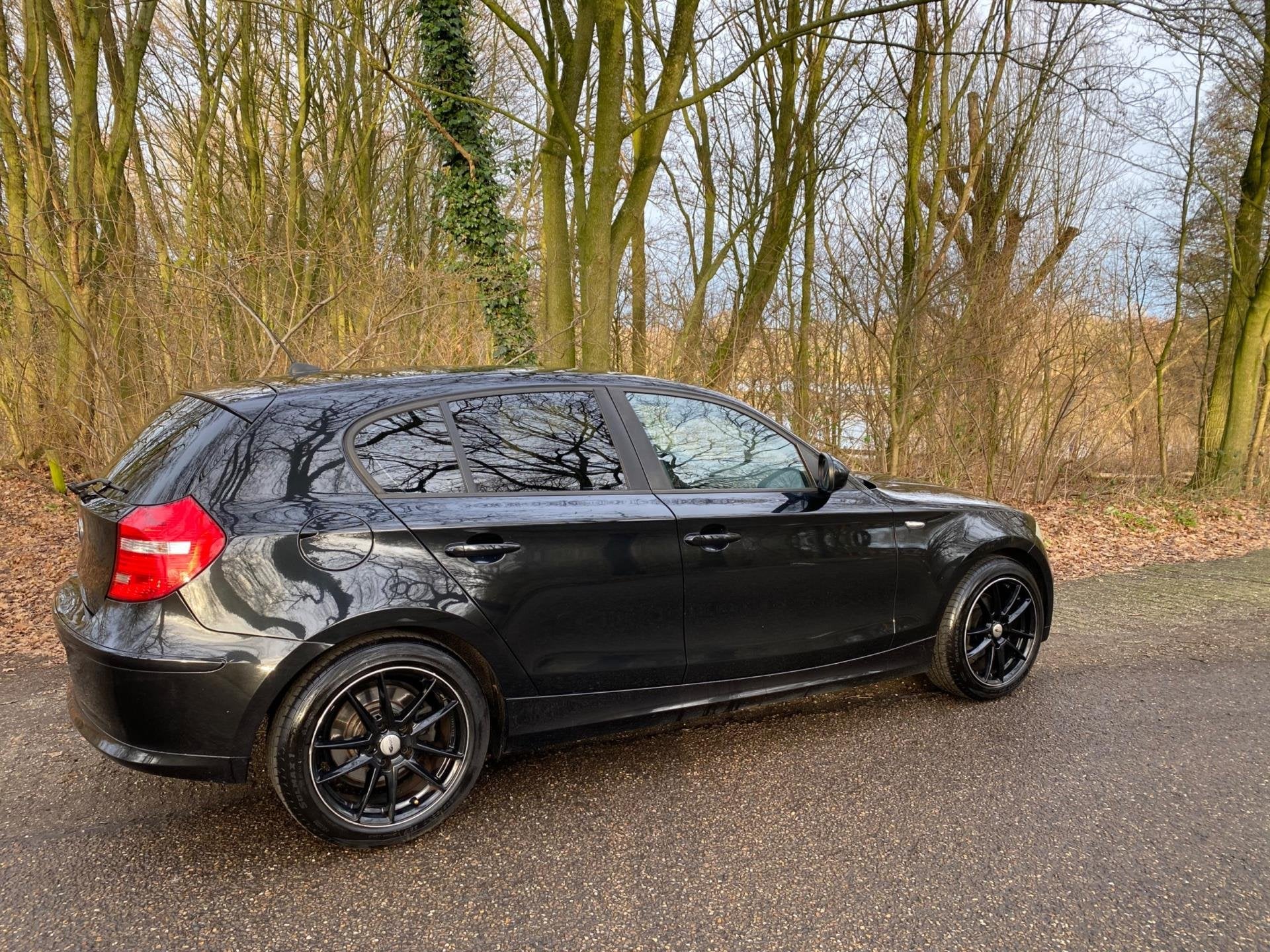 BMW 1-serie 118i Zwart. Business Line AIRCO, Auto's, 1-Serie, Euro 5, Achterwielaandrijving, Zwart