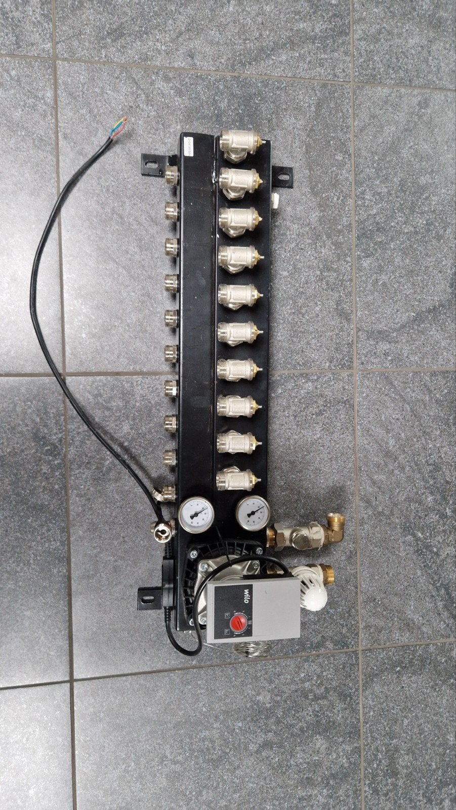 Vloerverwarming verdeler 10 groepen met Wilo Para pomp, Minder dan 30 cm, Overige typen, Ophalen of Verzenden, Zo goed als nieuw