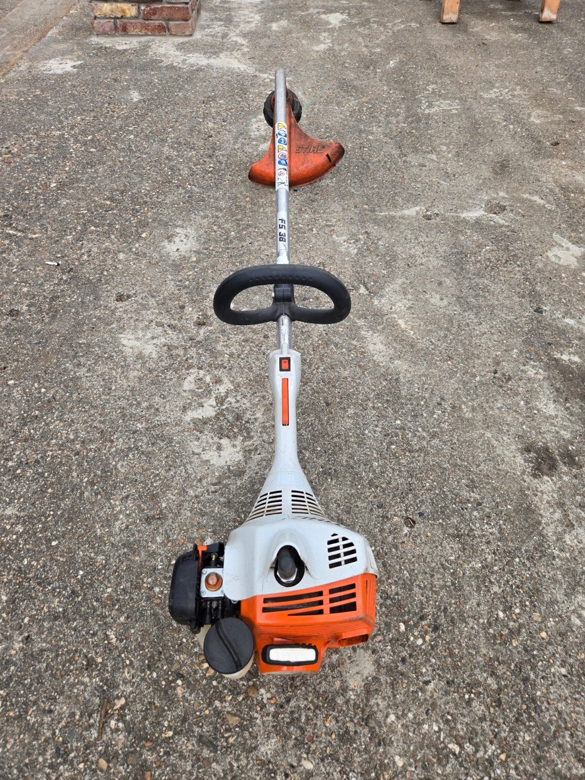Stihl FS 38 2-Mix Trimmer | Kantenmaaier | Bj. 2017 draadkop, Tuin en Terras, Bosmaaiers, Info@stihl.nl, Gebruikt, Stihl FS 38 kantenmaaier