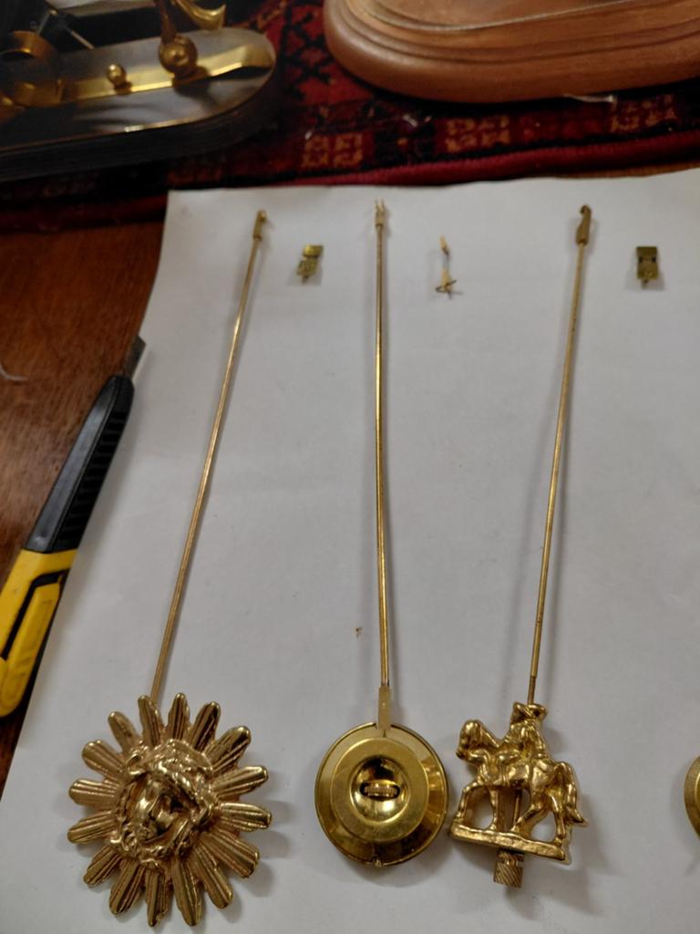 Klok slingers etc, Ophalen of Verzenden, Overige materialen