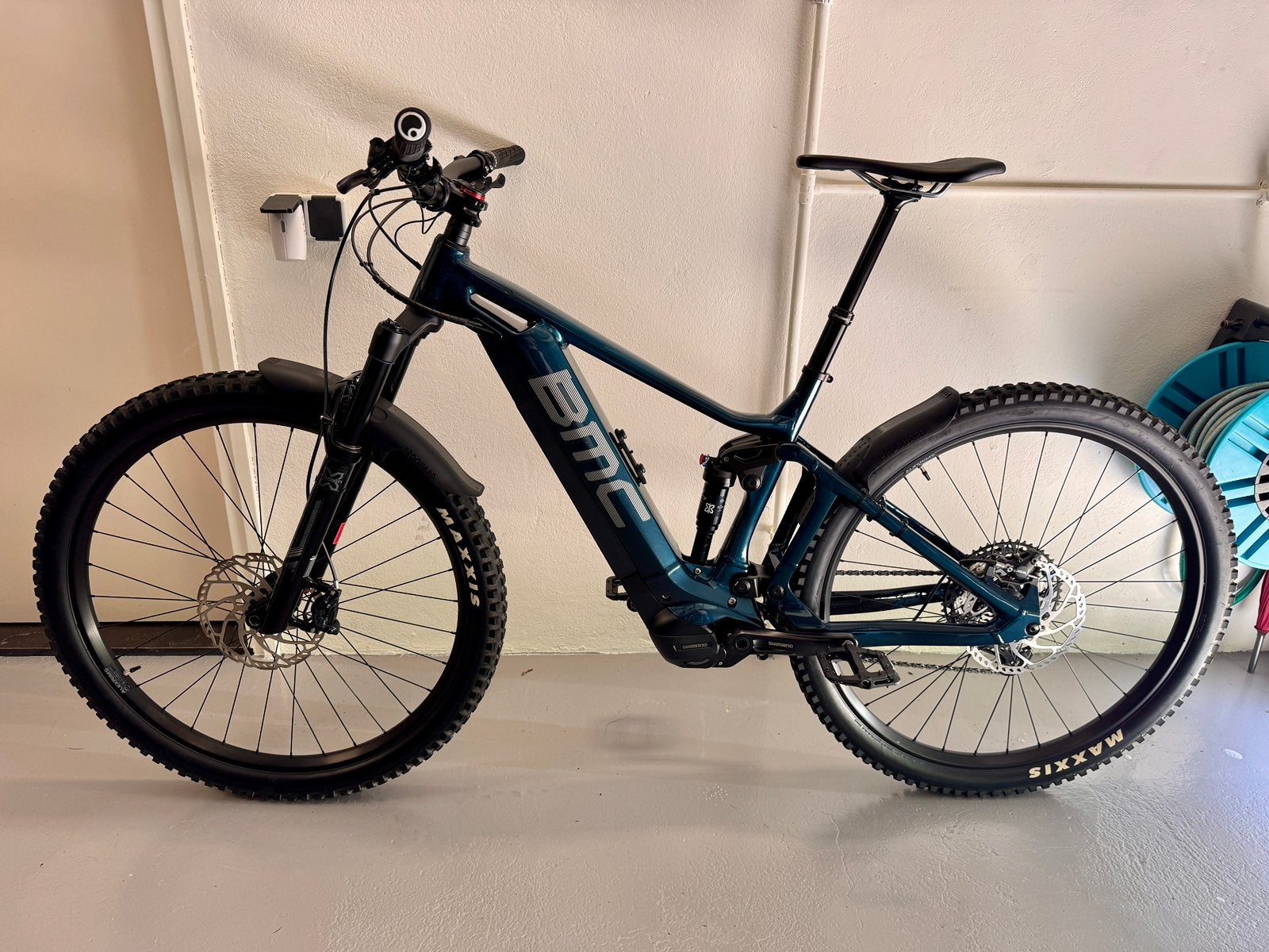 BMC Speedfox AMP AL THREE / E-MTB Mountainbike, Fully, Zo goed als nieuw, Schijfrem, Ophalen