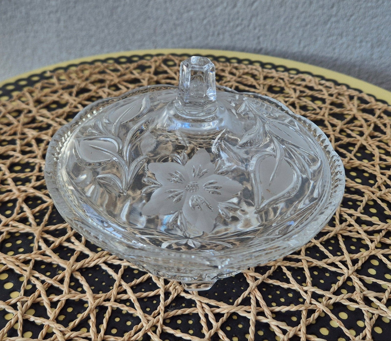 Vintage kristallen glazen bonbonnière, Huis en Inrichting, Met deksel, Overige typen, Rond, Ophalen of Verzenden