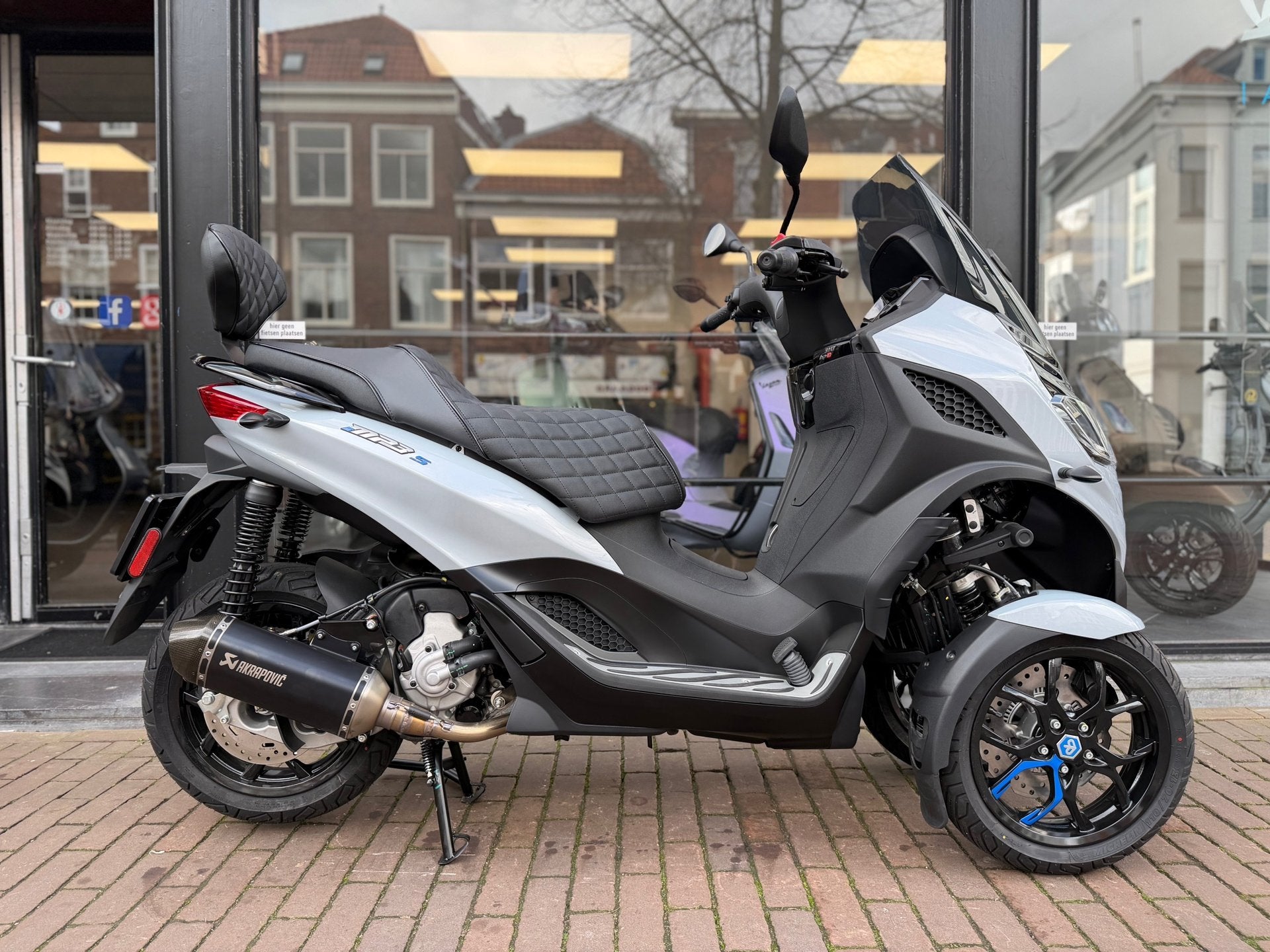 Piaggio MP3 310 HPE Sport EURO5+ 2026 AKRAPOVIC MALOSSI TUNI, Scooter, Piaggio, 310 cc, ABS