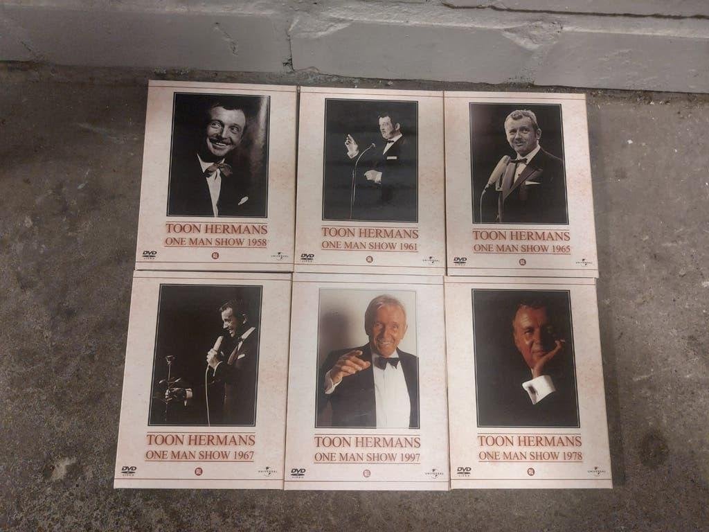 Toon Hermans 6 DVD boxen One man show, Cd's en Dvd's, Alle leeftijden, Ophalen of Verzenden, Zo goed als nieuw, Komedie