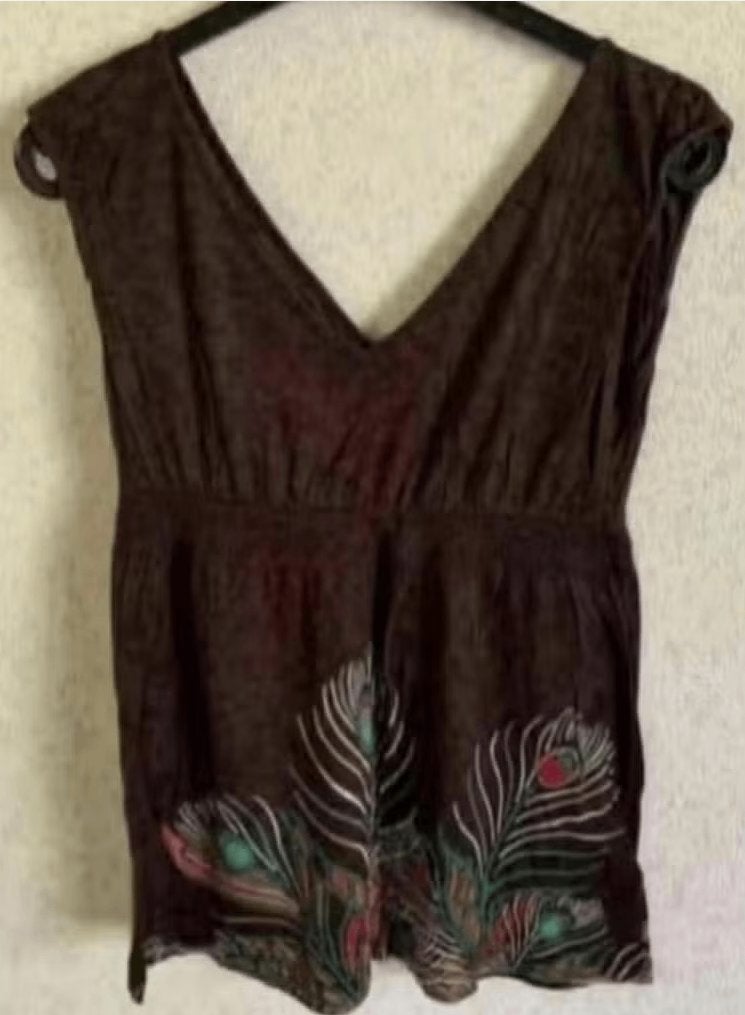 Bruine top, hemd V-hals pauwveren; XS; H&M, Hennis & maurits, Bruin, Ophalen of Verzenden, Zonder mouw, Maat 34 (XS) of kleiner