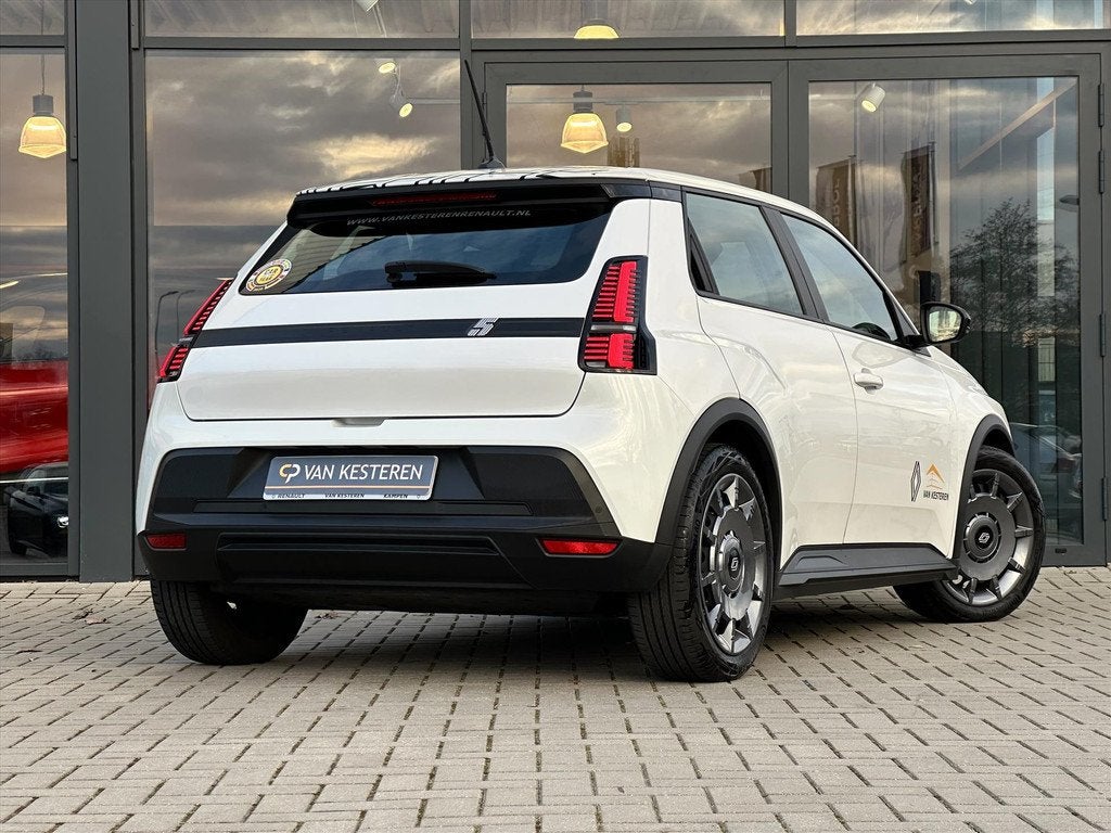 Renault 5 Night & Day 40kWh 120pk | Stoelverw. | DC Snellade, Auto's, Stof, Gebruikt, Zwart, Origineel Nederlands