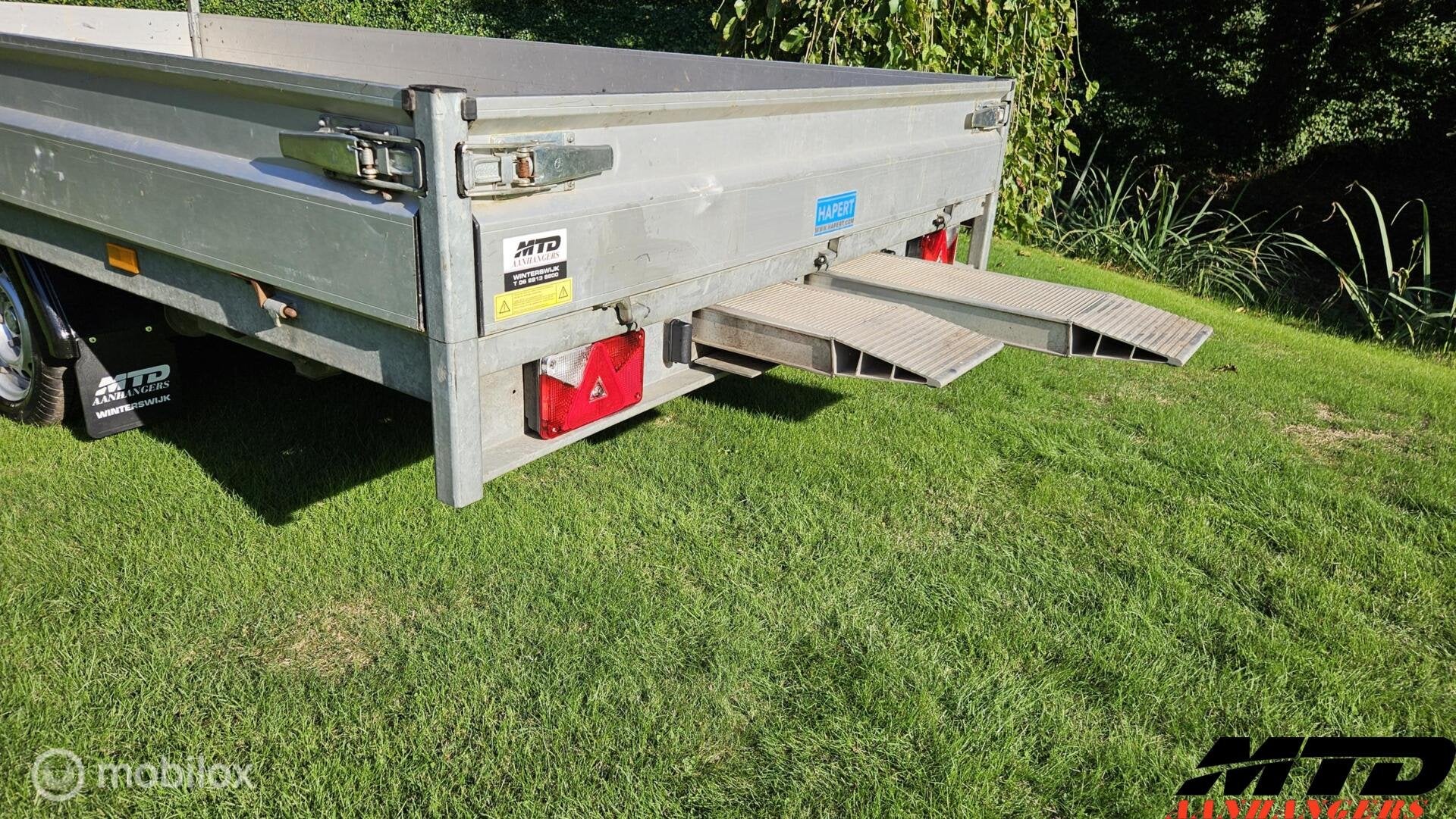 Hapert Azure multitransporter met oprijplaten, lier, steunp., Gebruikt