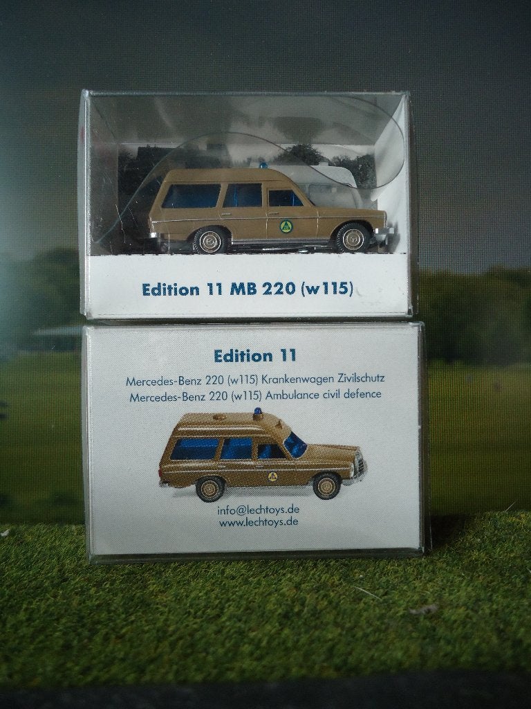 Mercedes Benz /8 Binz Europ KTW Zivilschutz Wiking Lechtoys, Ophalen of Verzenden, Zo goed als nieuw, Auto, Wiking
