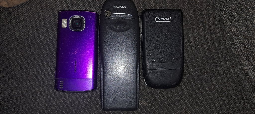 3 retro oude Nokia telefoons, Gebruikt, Overige modellen, Overige kleuren, Fysiek toetsenbord