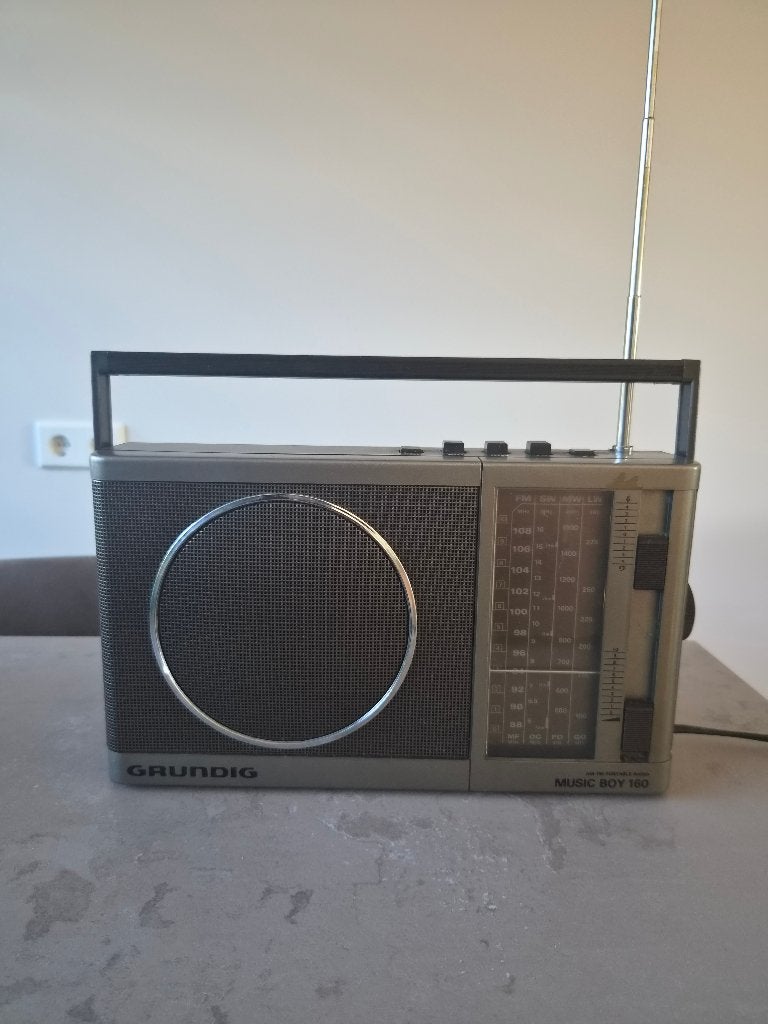Vintage Grundig Music Boy 160 Transistorradio – Werkt Goed, Ophalen of Verzenden, Gebruikt, Wereldontvanger