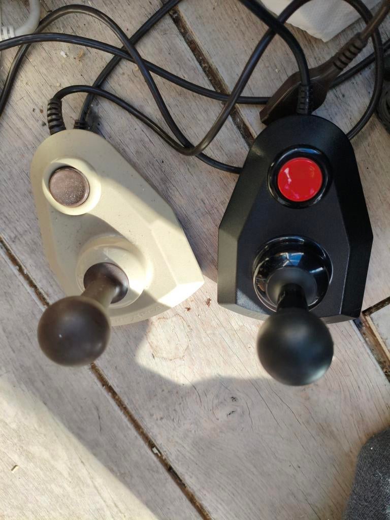 The Arcade joystick Commodore Amiga msx atari etc., Ophalen of Verzenden