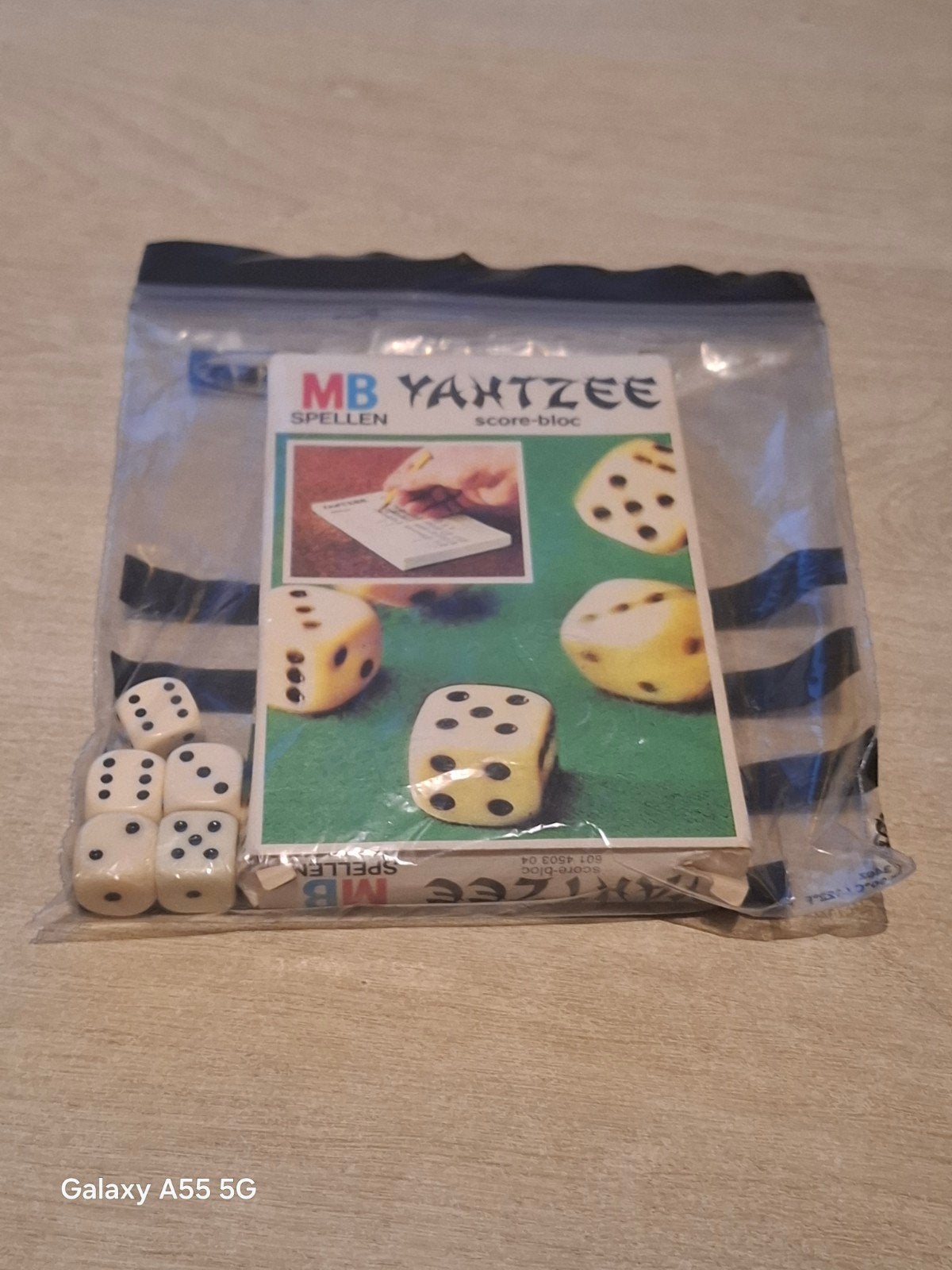 MB Yahtzee Spellen Score-bloc met dobbelstenen, Onbekend, Ophalen of Verzenden, Onbekend, Een of twee spelers