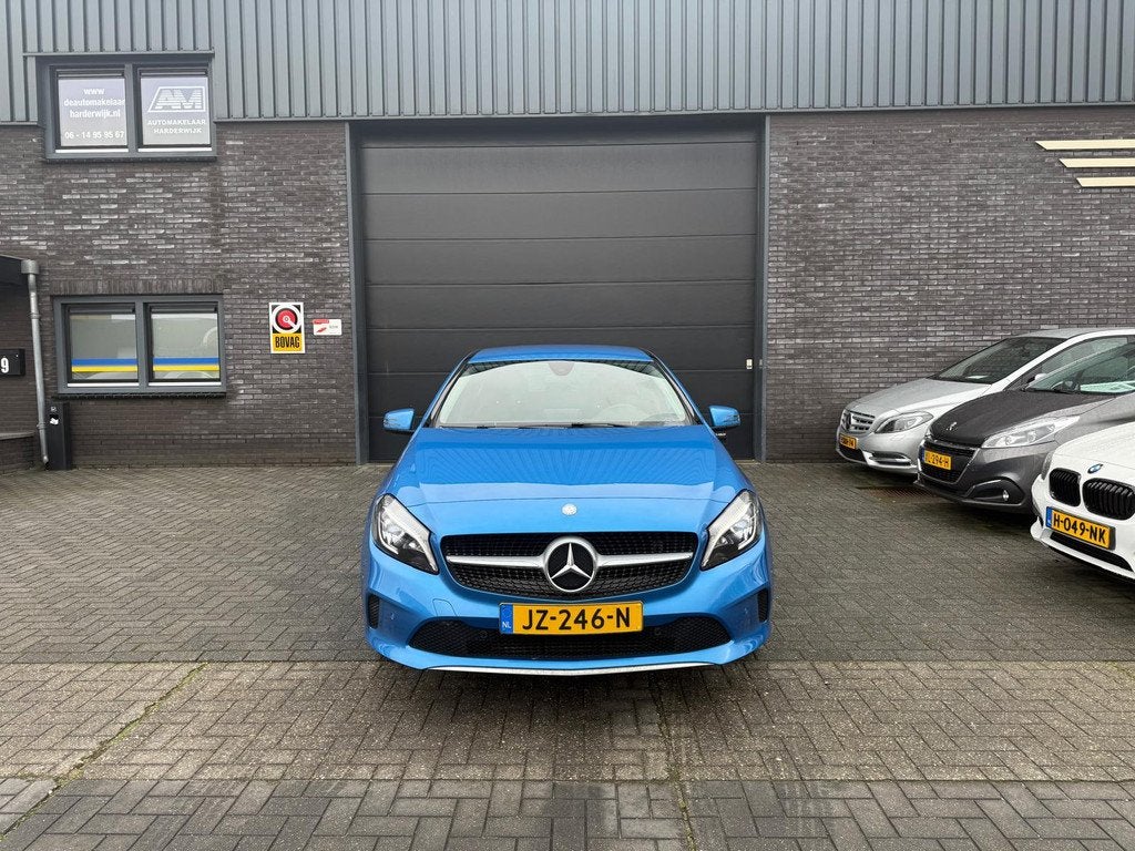 Mercedes-Benz A-Klasse 180 Ambition | AUTOMAAT | 1E EIGENAAR, 4 cilinders, Blauw, 122 pk, 19 km/l