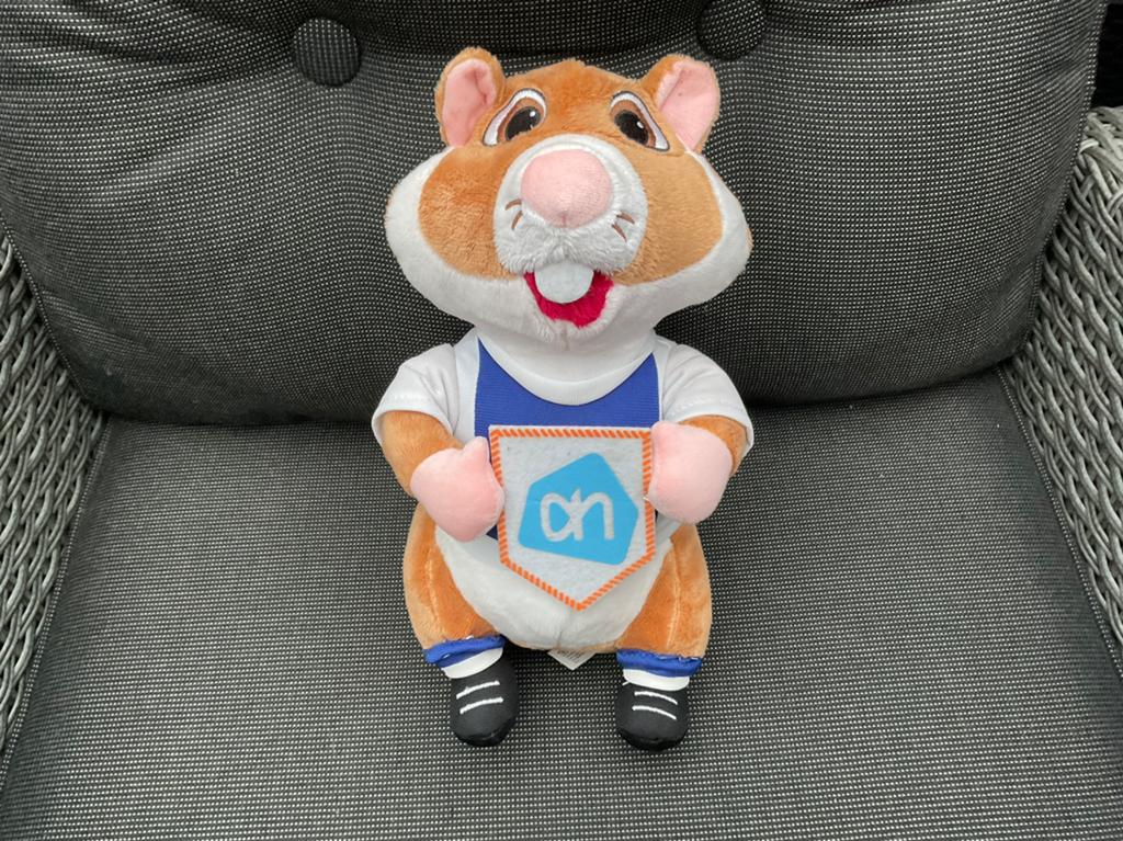 Nieuwe voetbal hamster met vlag. Albert Heijn hamster, Albert Heijn, Ophalen