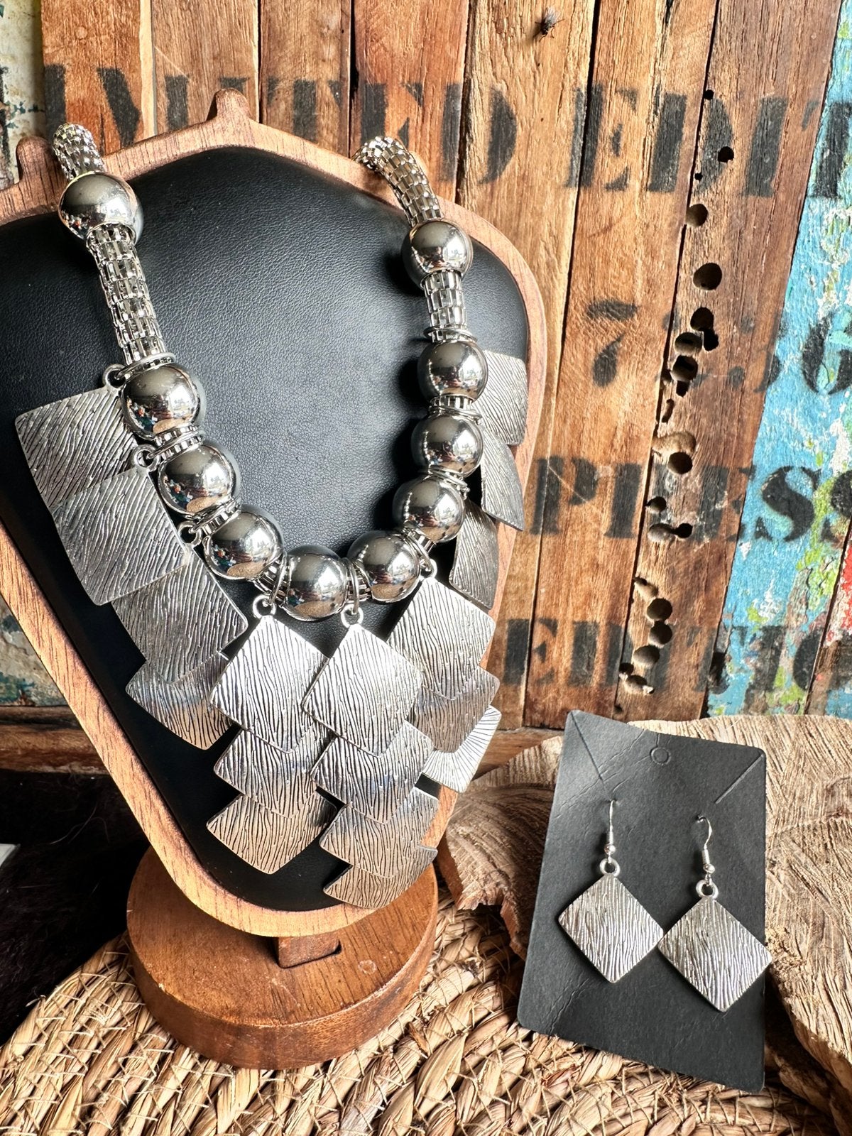 Boho sieraden set / halsketting - oorbellen / boho chic, Sieraden, Tassen en Uiterlijk, Ophalen of Verzenden, Nieuw, Zilver, Overige materialen