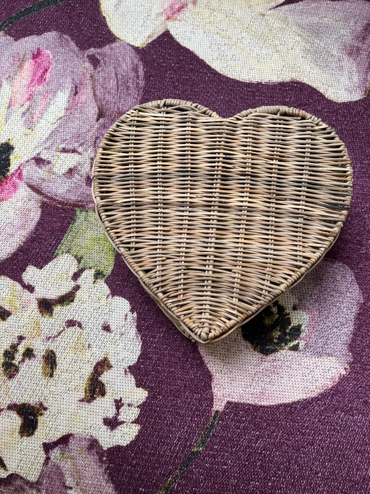 Rivièra Maison hartvormig rieten mandje, Ophalen, Natuurlijk materiaal, Bruin, Landelijk