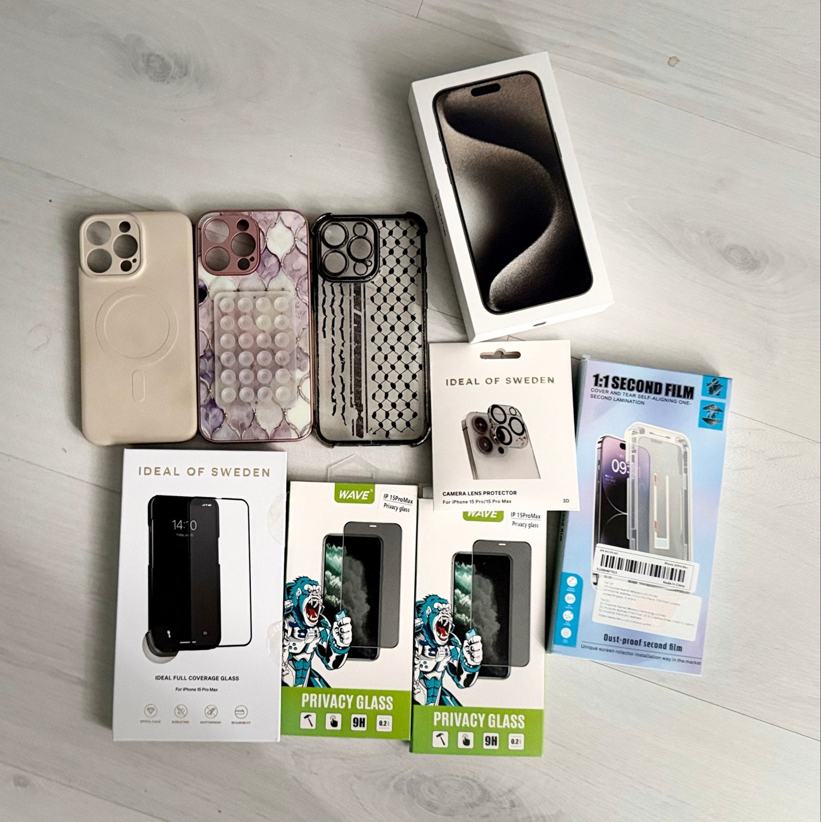 iPhone 15 Pro Max Screenprotectors en Hoesjes Bundel, Ophalen, Krasbestendig, Nieuw, IPhone 15 Pro Max