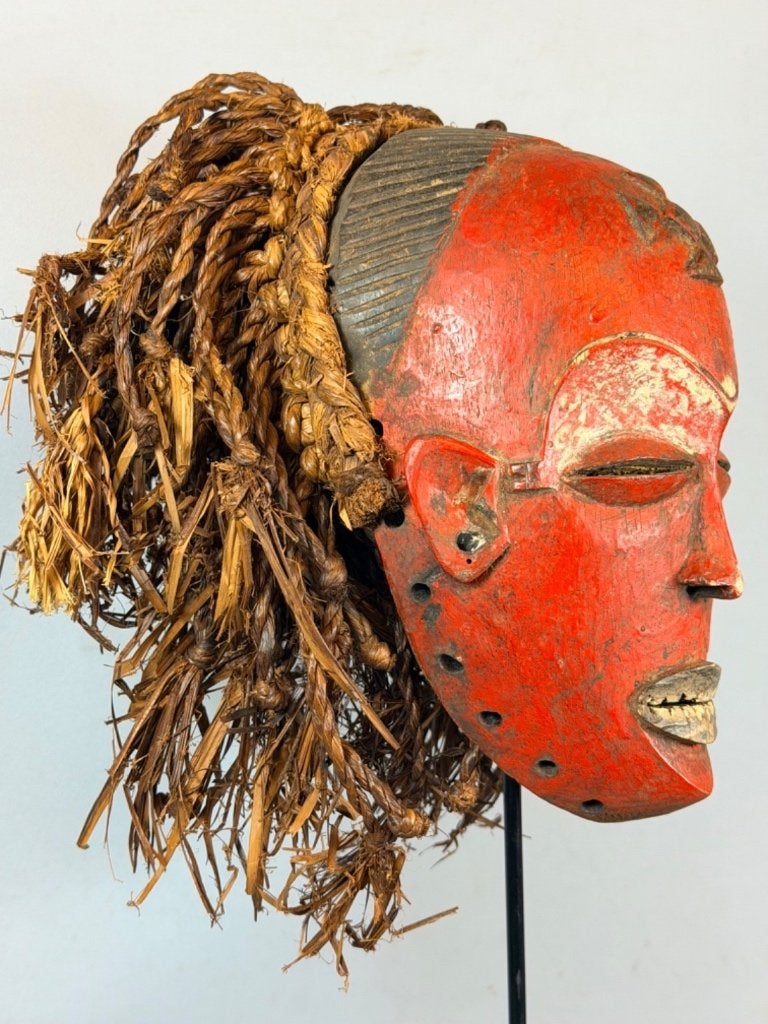 260309 oud Afrikaans Mwana Pwo Chokwe masker uit Congo., Ophalen of Verzenden