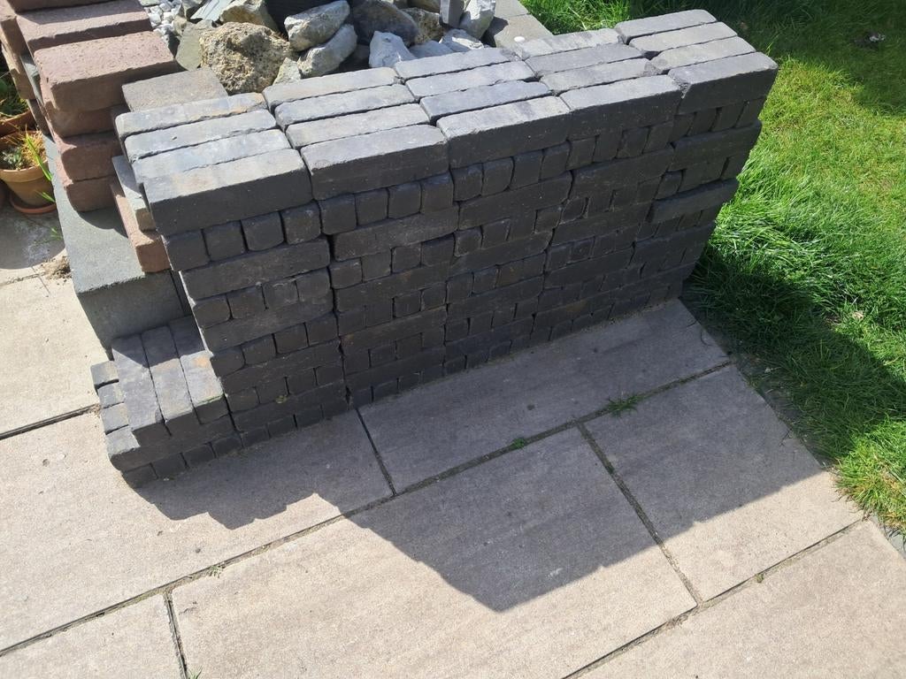 Donkere klinkers voor tuin of oprit, Tuin en Terras, Tegels en Klinkers, Ophalen, Gebruikt, Klinkers, Minder dan 5 m²