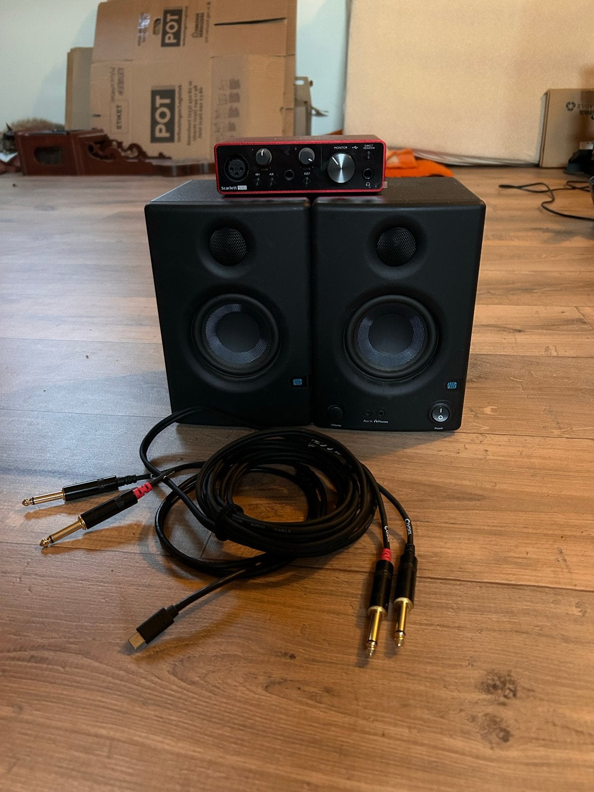 Presonus Eris E3.5 speakerset met Focusrite Scarlett Solo, Audio, Tv en Foto, Overige merken, Studiomonitor, Gebruikt, Inclusief kabels