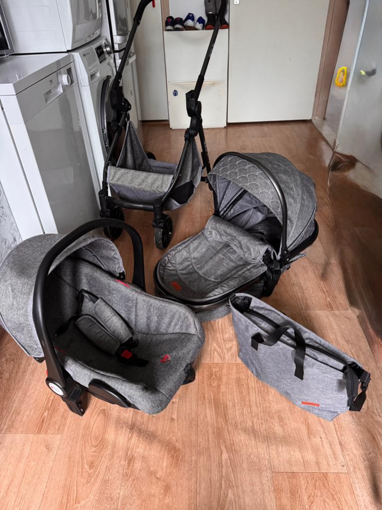 Buggy Grijs 4 stuks, Ophalen, Zo goed als nieuw, Overige merken