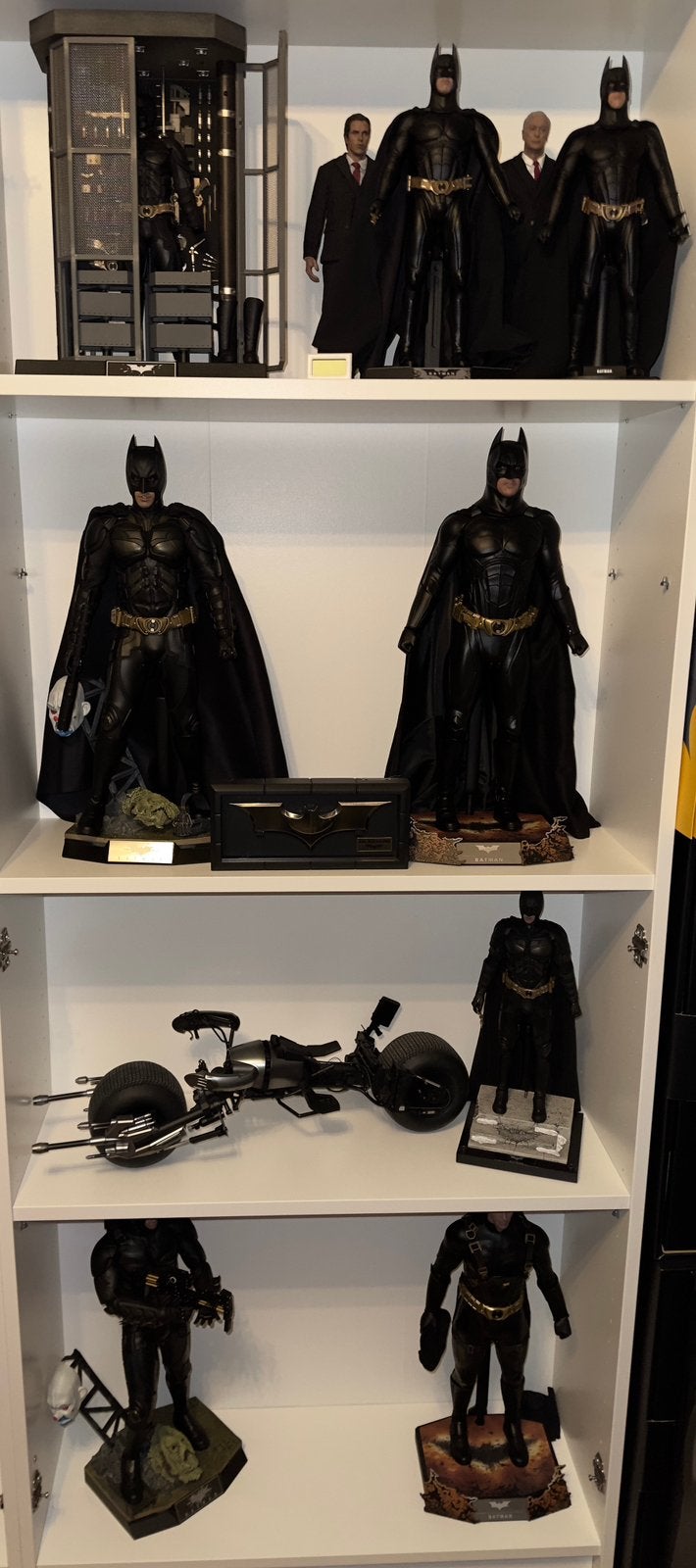 Batman begins the dark knight rises hot toys collectie, Ophalen of Verzenden, Zo goed als nieuw, Film, Actiefiguur of Pop