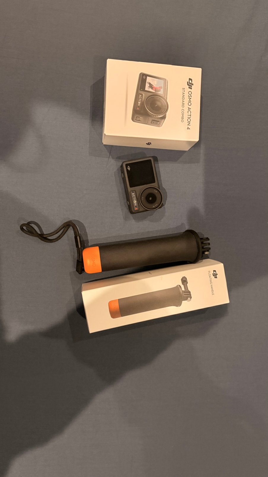 Dji osmo action 4+ floating handle+dji care refresh, Ophalen of Verzenden, Zo goed als nieuw, Overige merken