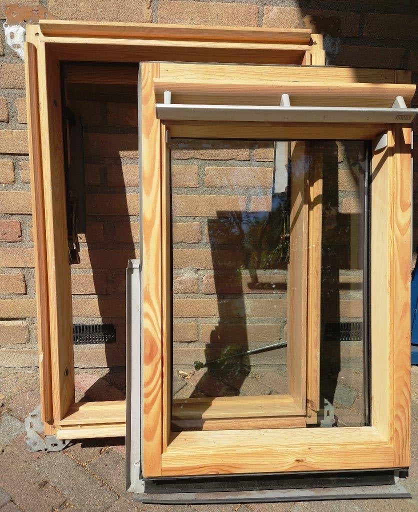Velux dakraam C02 (55 x 78 cm) z.g.a.n., Doe-het-zelf en Verbouw, Glas en Ramen, Ophalen, Minder dan 80 cm, Minder dan 80 cm, Zo goed als nieuw