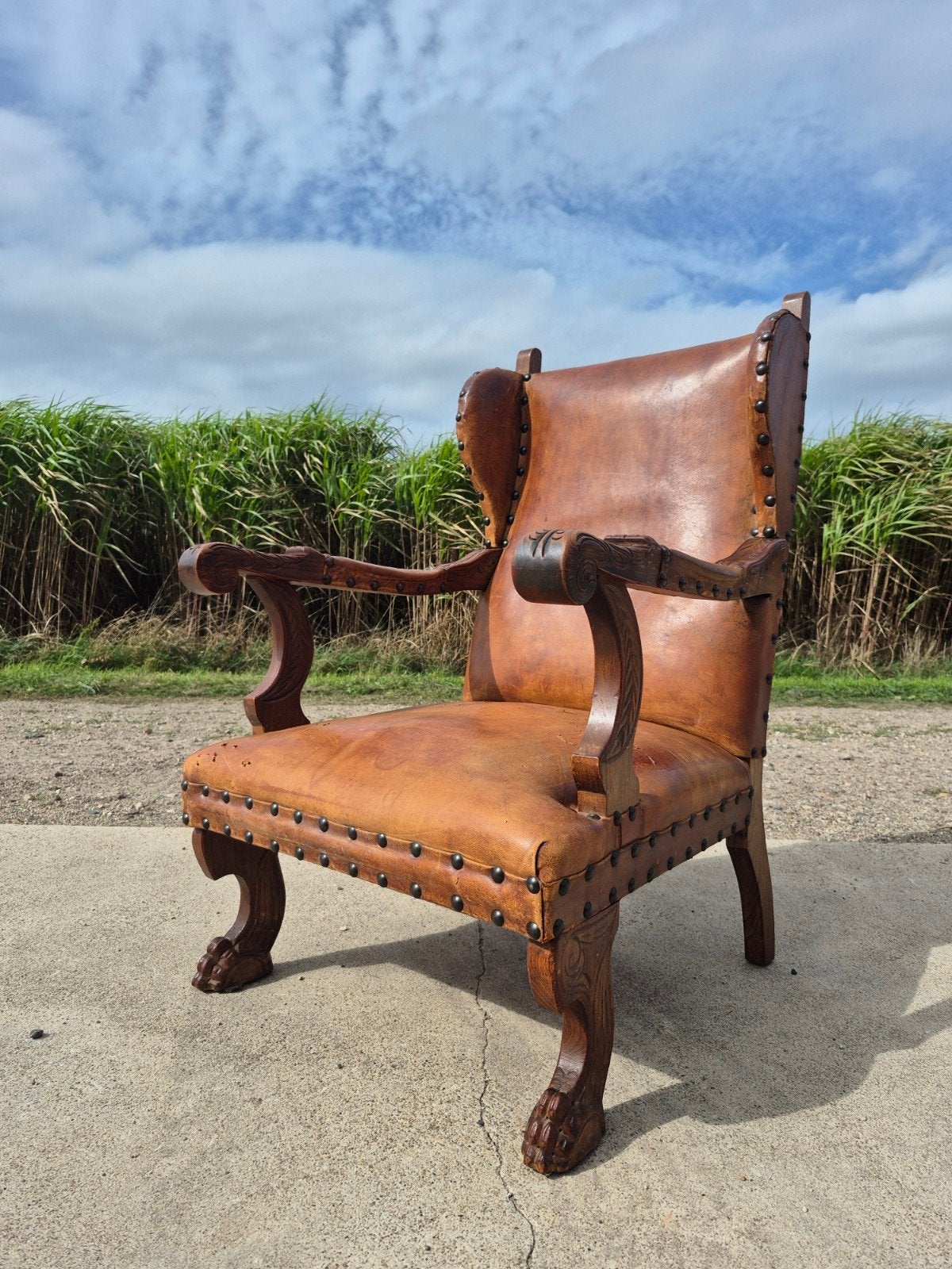 Antieke lederen kasteelstoel , troonfauteuil, troonstoel (1), Ophalen