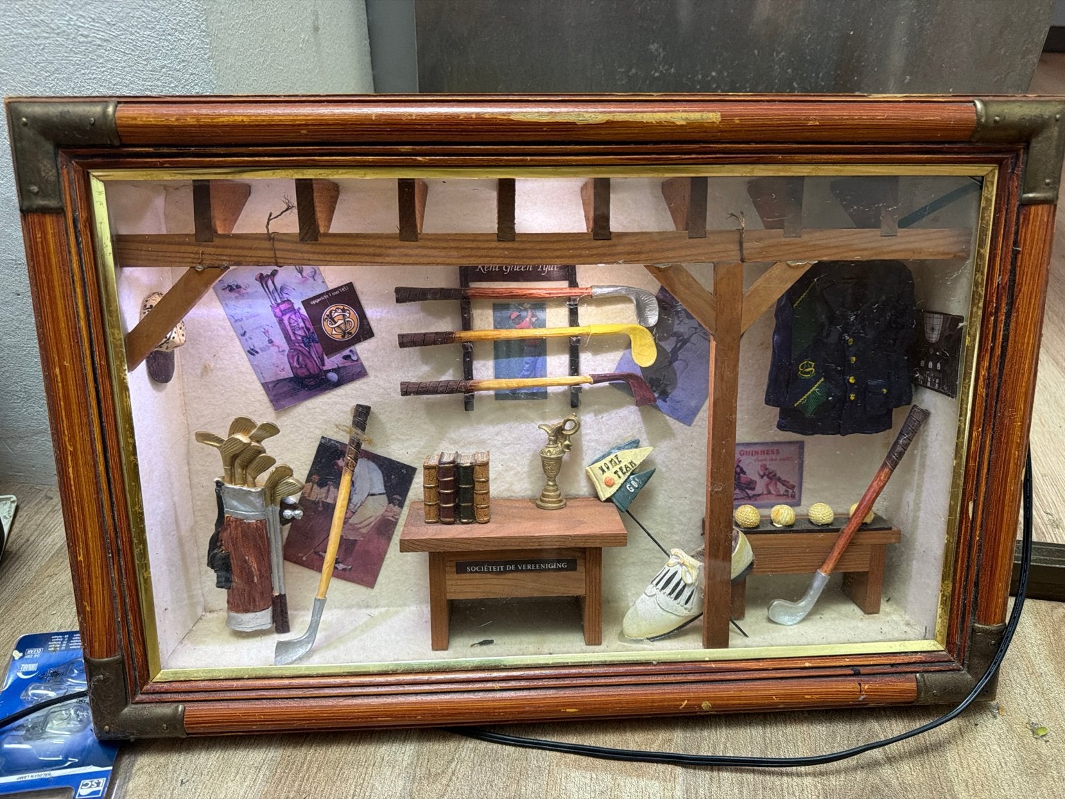 Vintage Golf Diorama / Vitrinekast met Sfeerverlichting, Antiek en Kunst, Ophalen of Verzenden