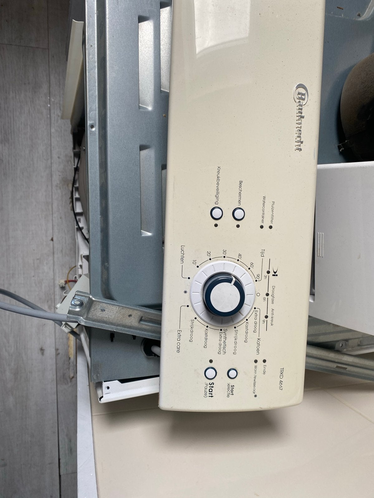 Bauknecht wasdroger (onderdelen), Ophalen, 6 tot 8 kg, Voorlader, Niet werkend
