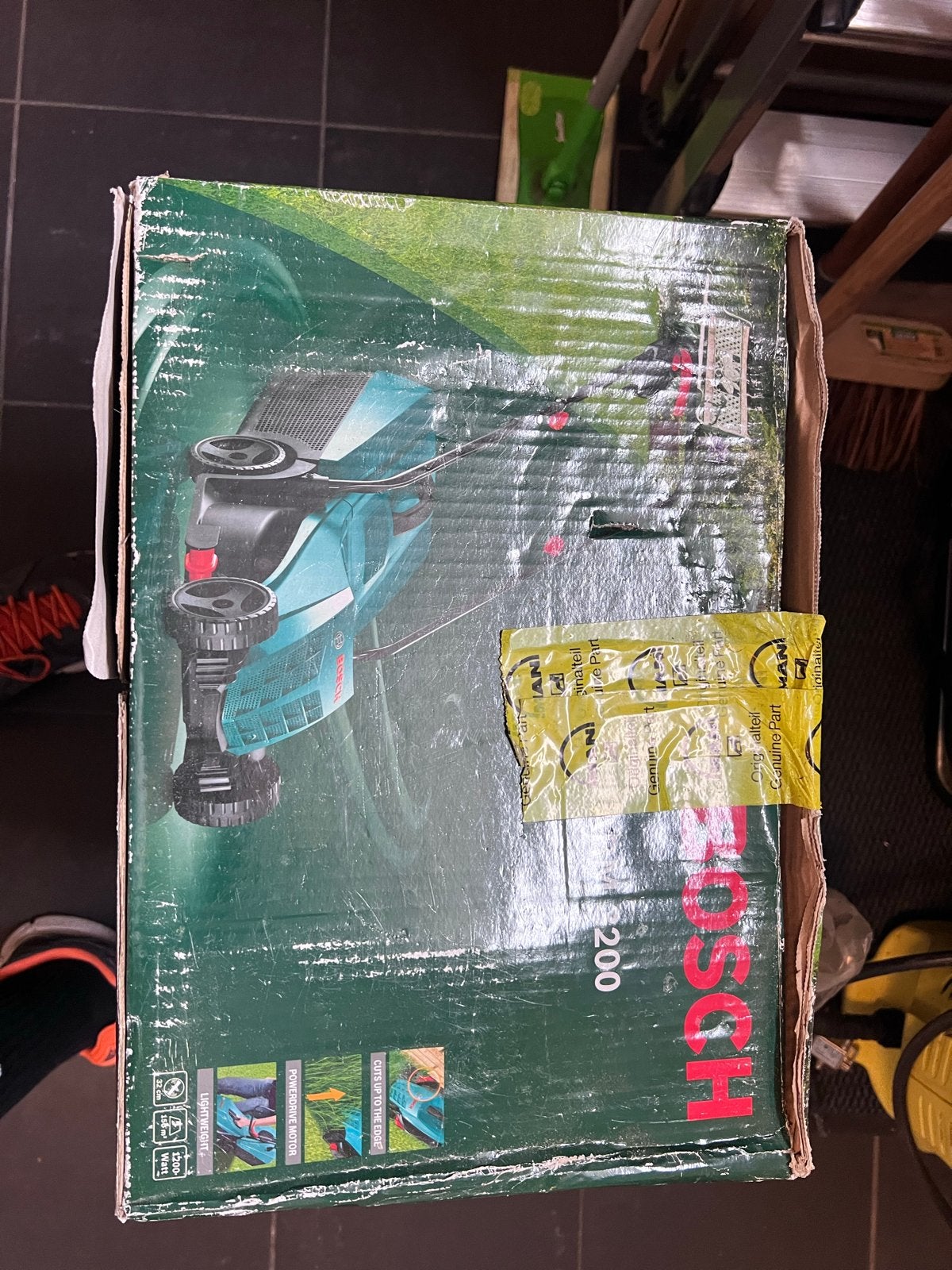Bosch ARM 3200 Grasmaaier - Zo goed als nieuw, Ophalen, Cirkelmaaier, Elektrische grasmaaier, Zo goed als nieuw