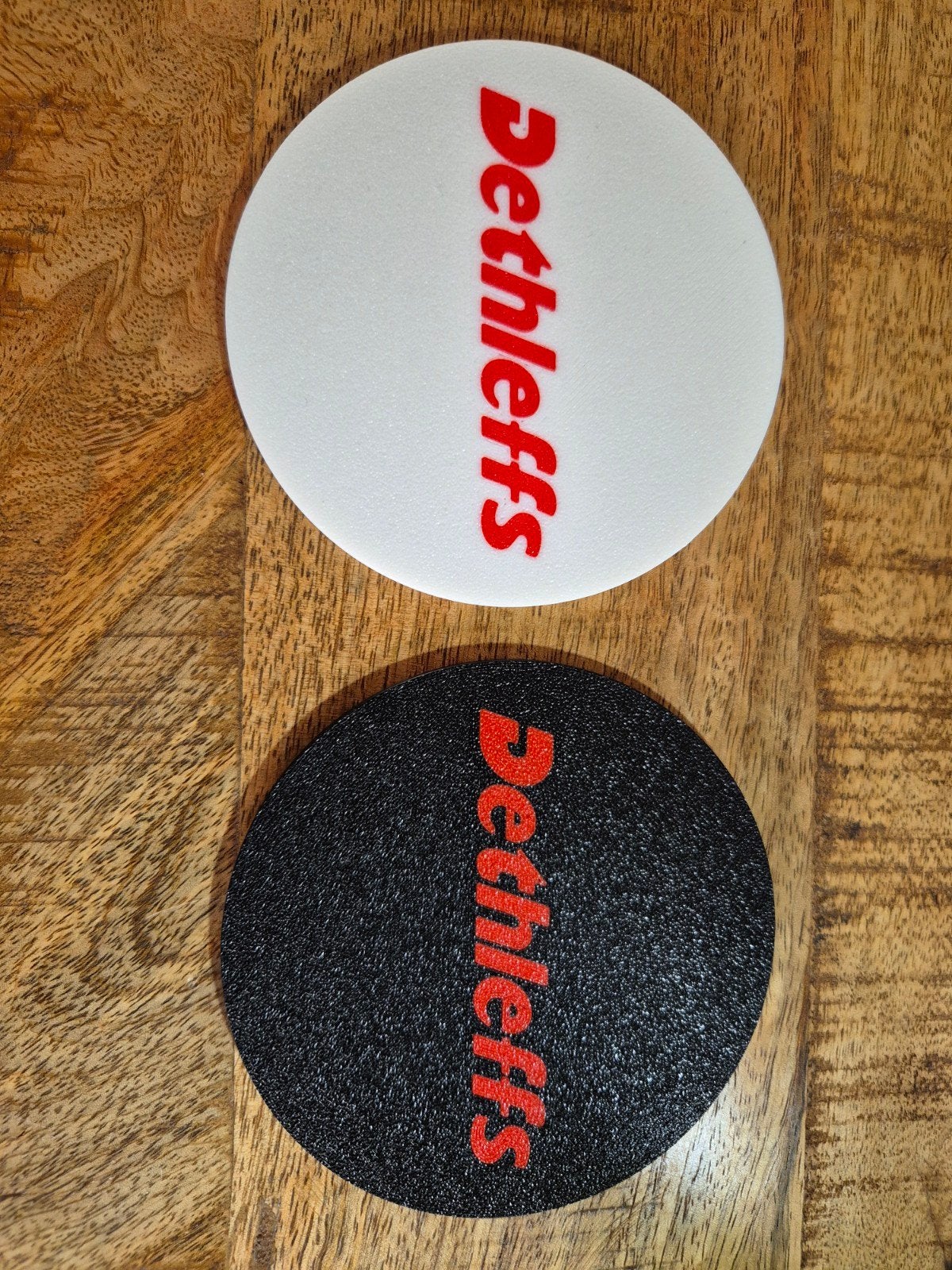 Dethleffs Onderzetters - Set van 2, Glasonderzetter, Ophalen of Verzenden, Kunststof, Meerkleurig