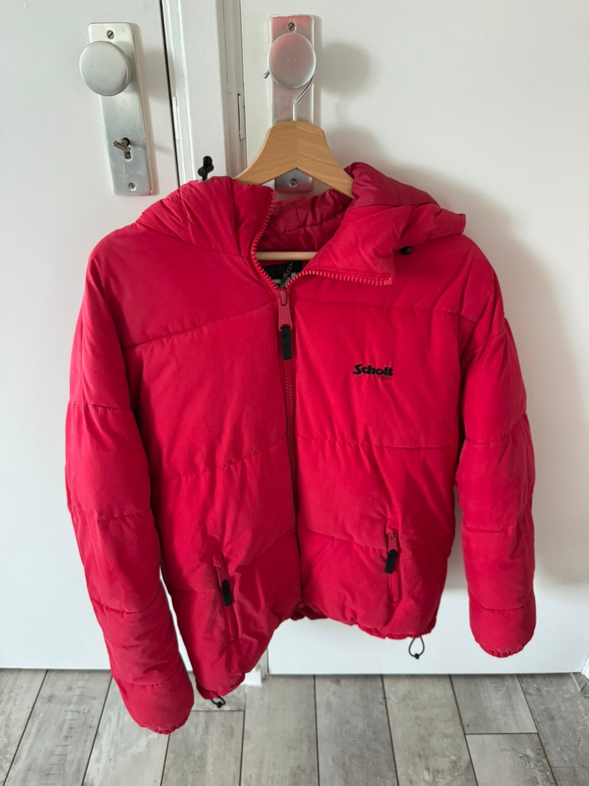 Schott N.Y.C. winterjas rood xs, Kleding | Dames, Ophalen of Verzenden, Zo goed als nieuw, Maat 34 (XS) of kleiner, Rood