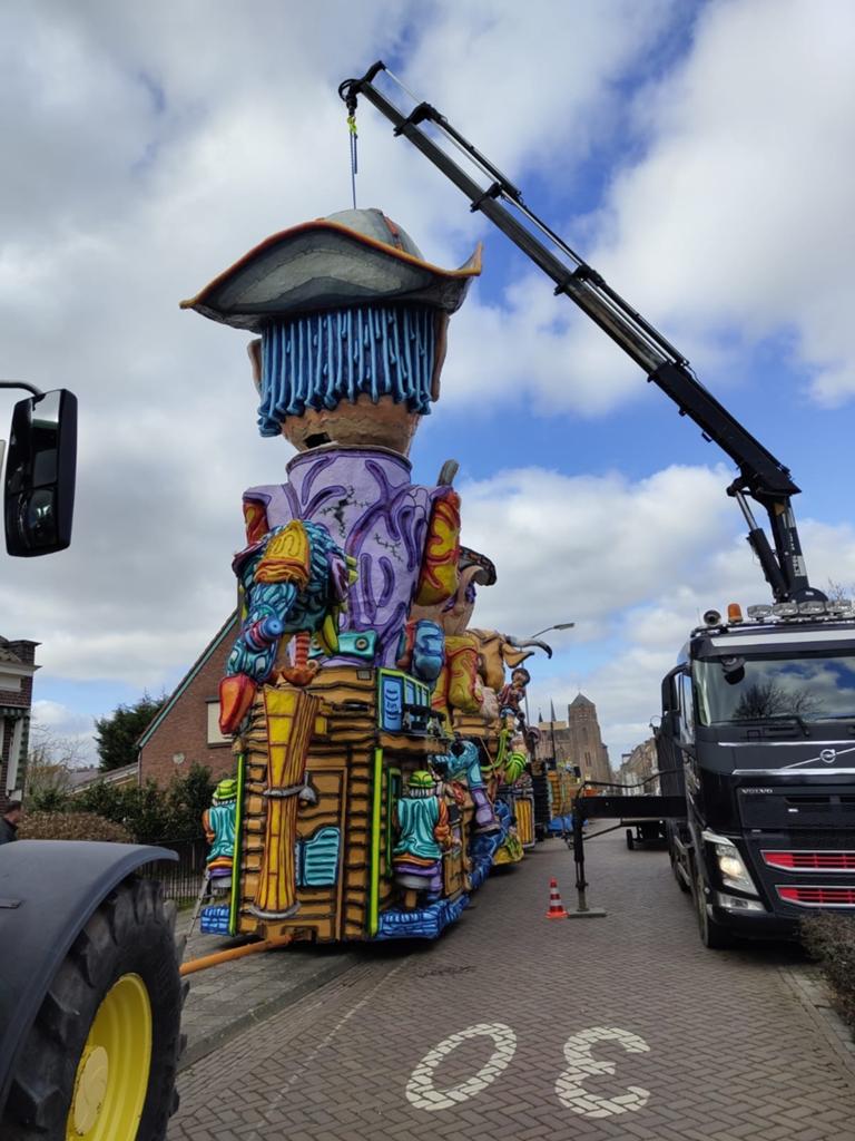 Carnavalswagen te koop, Ophalen of Verzenden, Gebruikt, Feestartikel, Carnaval