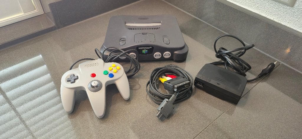 Nintendo 64 + 1 controller + kabels, Ophalen of Verzenden, Gebruikt, Met 1 controller, Met games