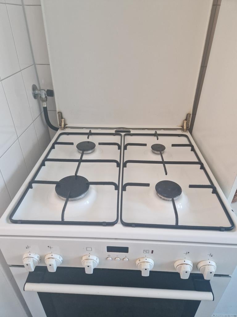 Siemens gasfornuis, Witgoed en Apparatuur, Fornuizen, Gas, Vrijstaand, 85 tot 90 cm, 4 kookzones