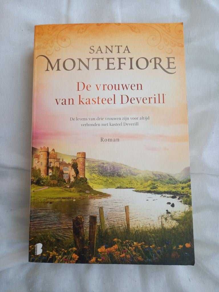 h8 Santa Montefiore - De vrouwen van kasteel Deverill, Europa overig, Ophalen of Verzenden, Santa Montefiore, Zo goed als nieuw