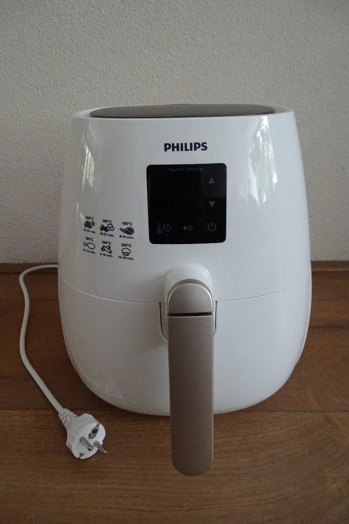 Philips witte airfryer HD 9230 in goede staat, Ophalen, Gebruikt, Airfryer, 750 t/m 999 gram