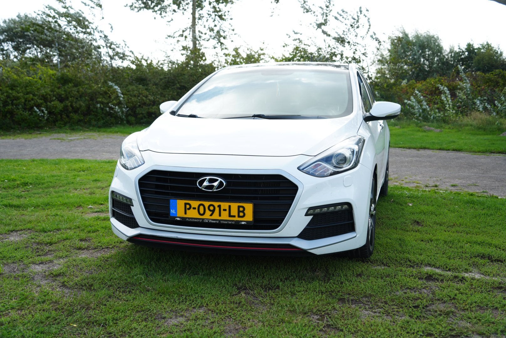 Hyundai i30 1.6 220 PK 2015 Wit, Voorwielaandrijving, 4 cilinders, Leder en Stof, Wit
