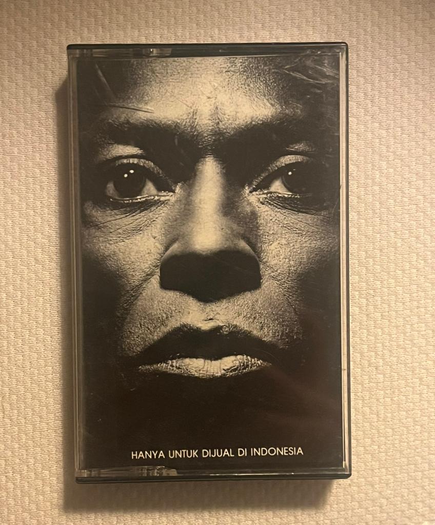 miles davis - tutu, cassette album 1986 indonesië, Ophalen of Verzenden, Zo goed als nieuw, 1 bandje